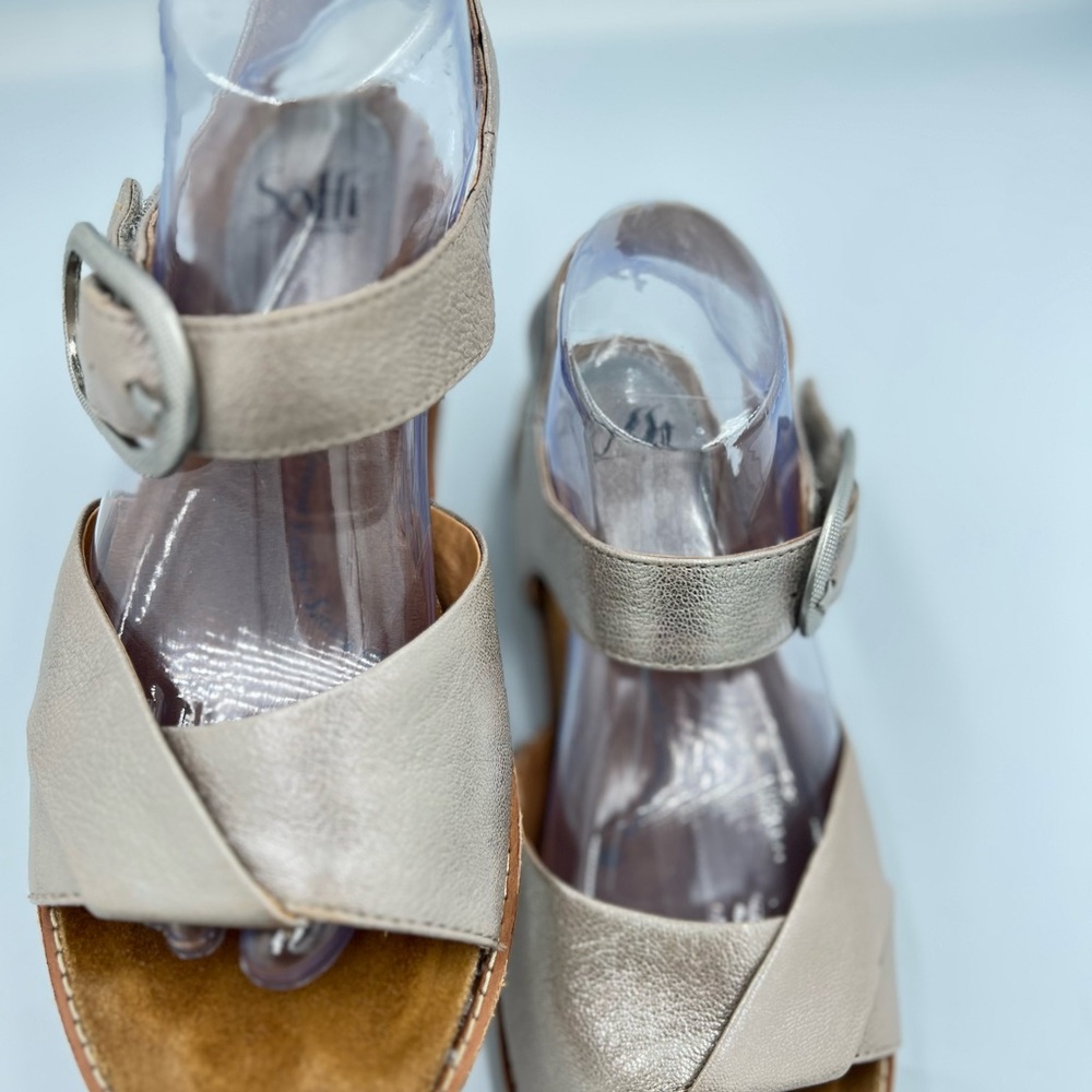 Sofft Women's Taupe Leather Sandals